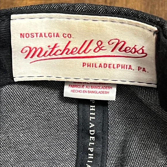 Mitchell & Ness Chicago Bulls Tie Dye Brim Embroidered SnapBack Hat - Picture 12 of 14